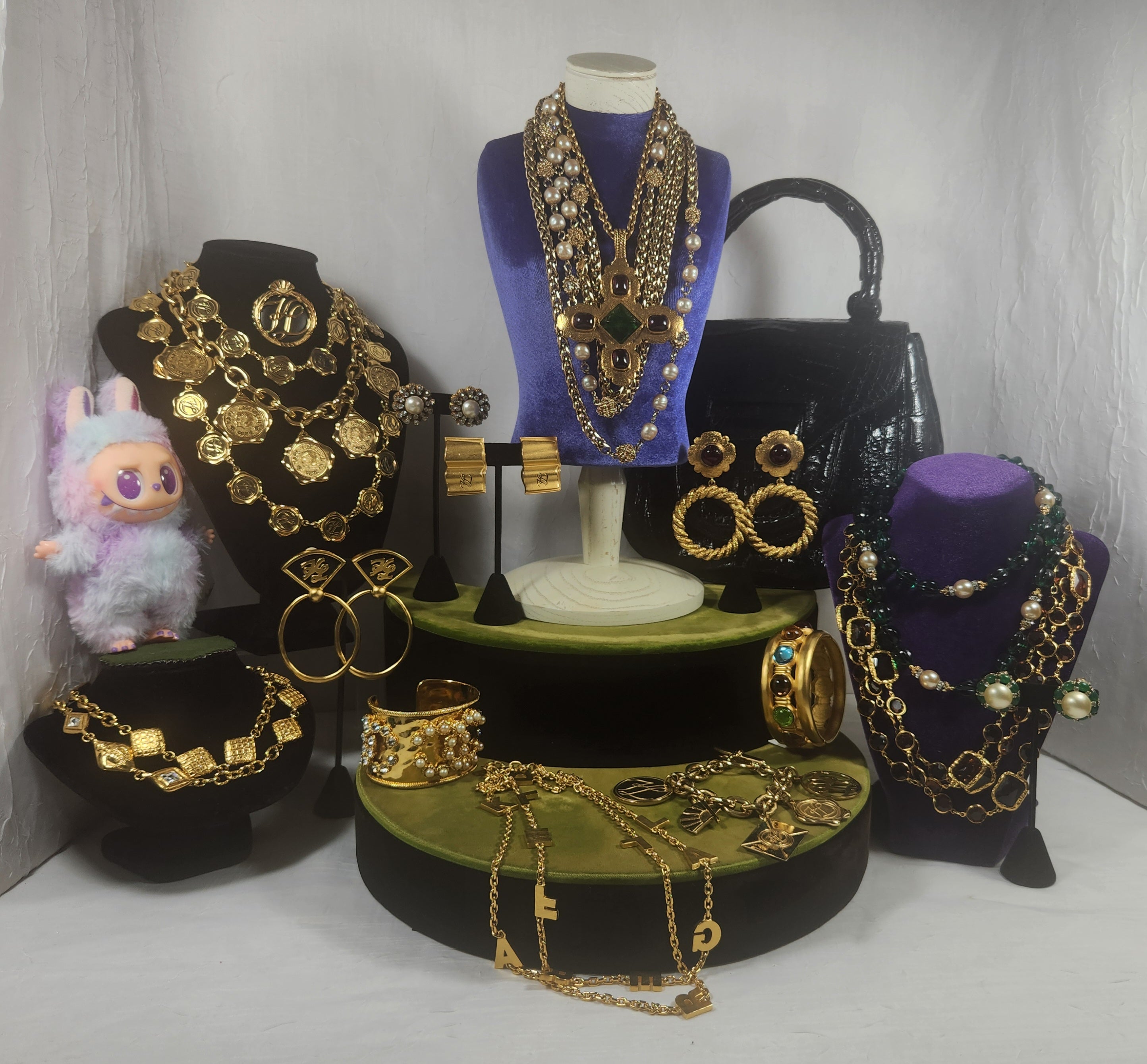IMJM Antiques